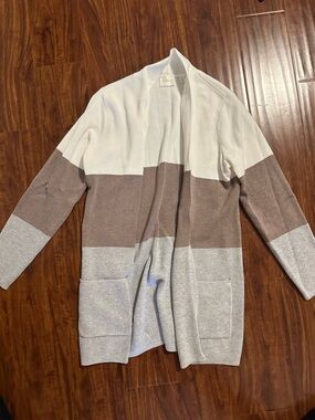 Cyrus women’s Colorblock Open-Front Cardigan - White, Brown, Gray